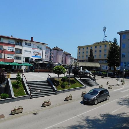 Tina Apartman Prnjavor Luaran gambar