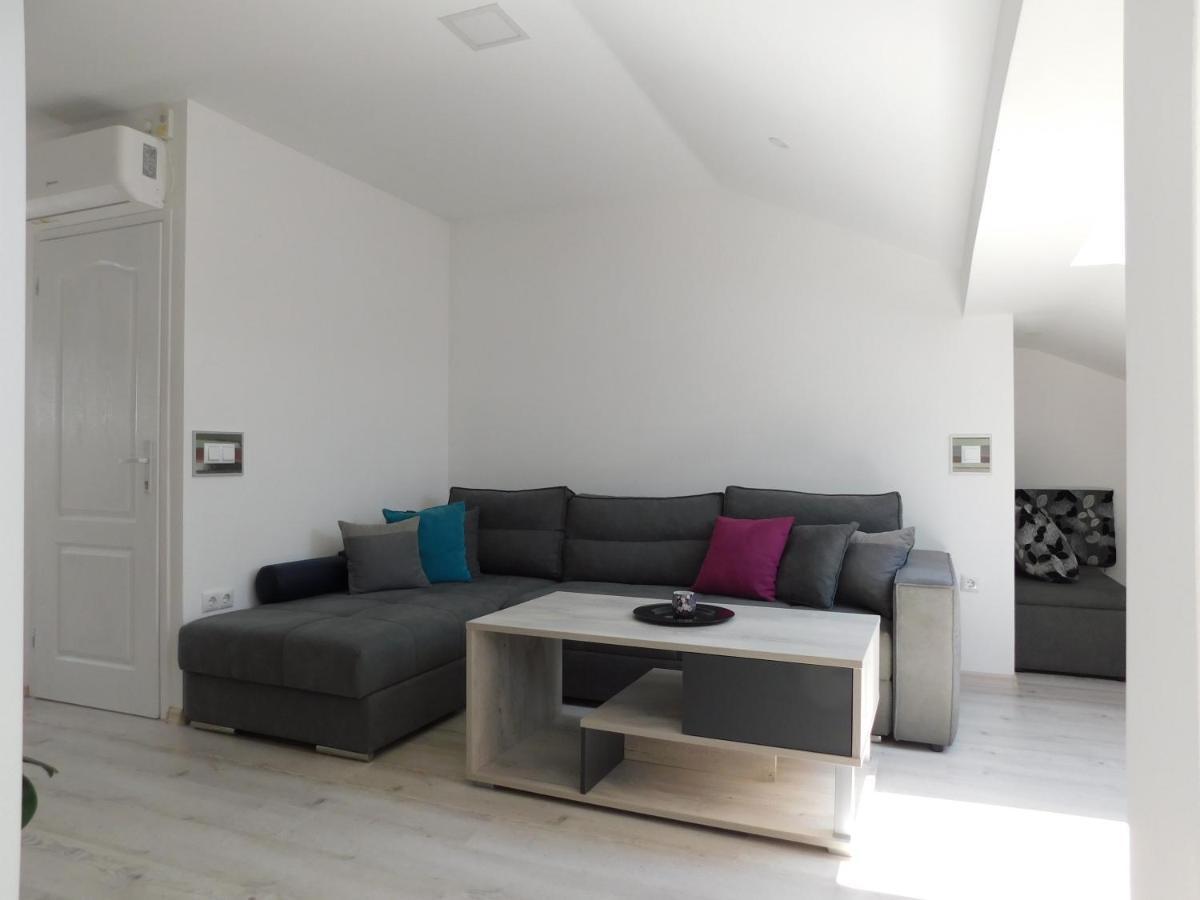 Tina Apartman Prnjavor Luaran gambar